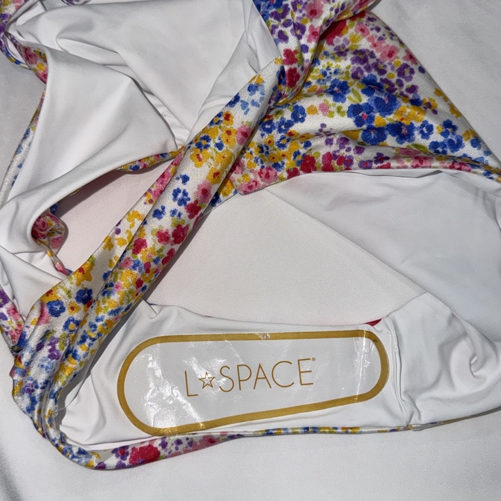 LSPACE x JVS Printed Solana One Piece Swimsuit, M - Picture 9 of 10